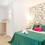 Bnbholder Group Luxury Sol